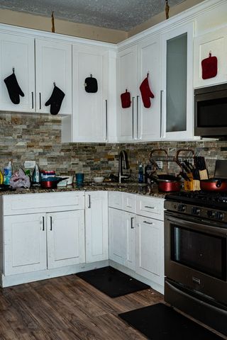 5527 S Hermitage Avenue, Chicago, IL 60636