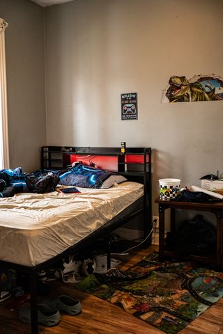 5527 S Hermitage Avenue, Chicago, IL 60636