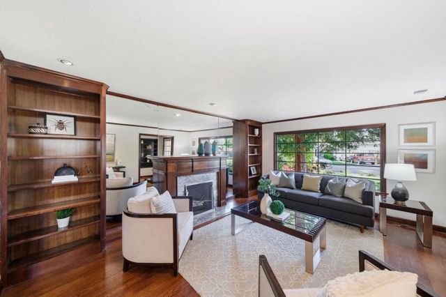 2108 Howard Avenue, San Carlos, CA 94070