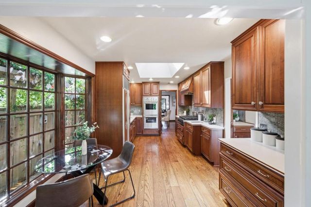 2108 Howard Avenue, San Carlos, CA 94070