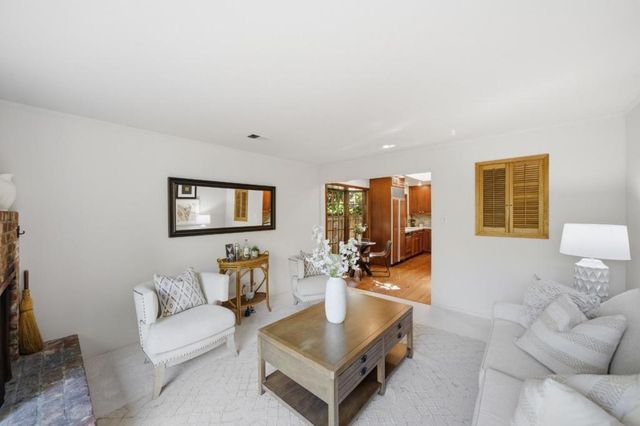 2108 Howard Avenue, San Carlos, CA 94070