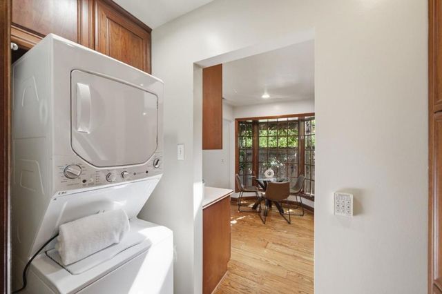 2108 Howard Avenue, San Carlos, CA 94070