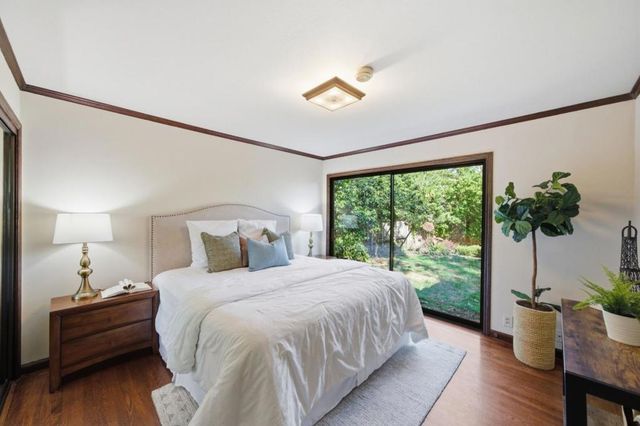 2108 Howard Avenue, San Carlos, CA 94070