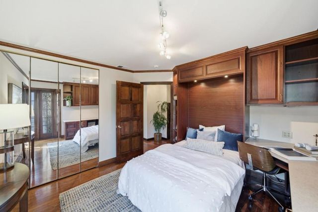 2108 Howard Avenue, San Carlos, CA 94070