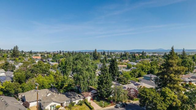 2108 Howard Avenue, San Carlos, CA 94070