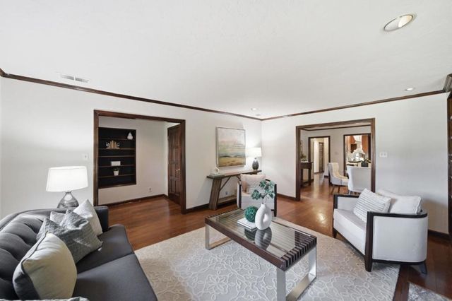 2108 Howard Avenue, San Carlos, CA 94070