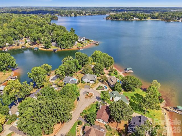 3022 Point Clear Drive, Tega Cay, SC 29708