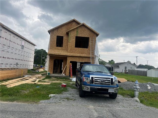422 Webb Street ST, Suffolk, VA 23434