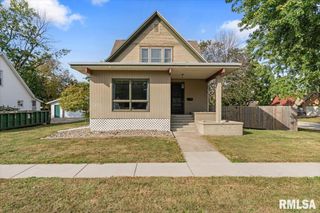 317 E SOUTH Street, Geneseo, IL 61254
