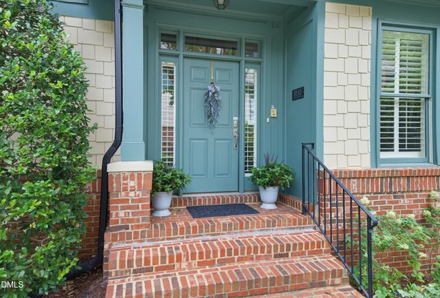8110 Lloyd Allyns Way, Raleigh, NC 27615