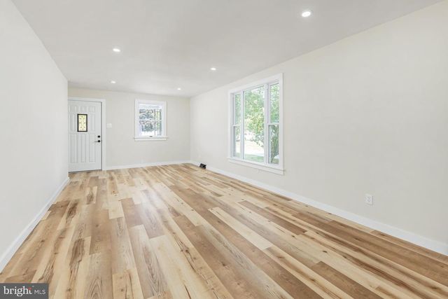1517 FAIRTON RD, Millville, NJ 08332