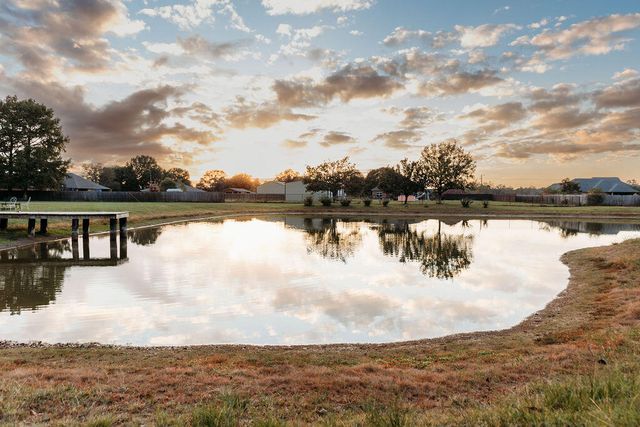 1916 Glendale Rd, Deridder, LA 70634