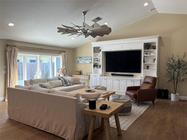 15 GULF MANOR DRIVE, Venice, FL 34285