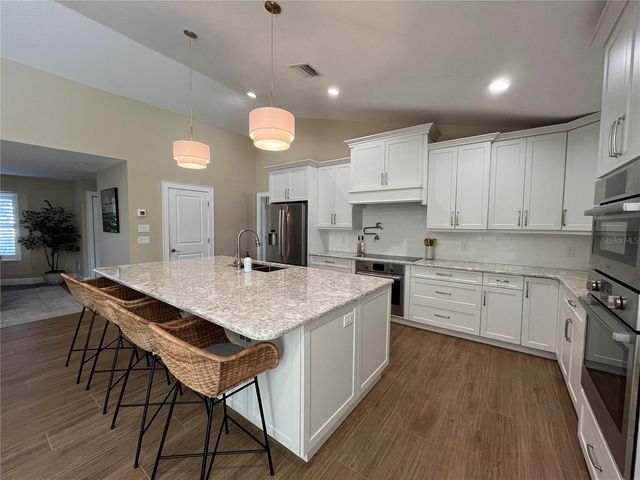 15 GULF MANOR DRIVE, Venice, FL 34285