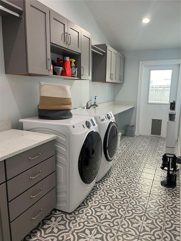 15 GULF MANOR DRIVE, Venice, FL 34285