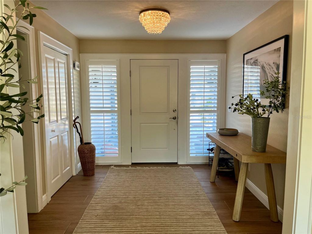 Image 30 of property listing at 15 GULF MANOR DRIVE, Venice, FL 34285