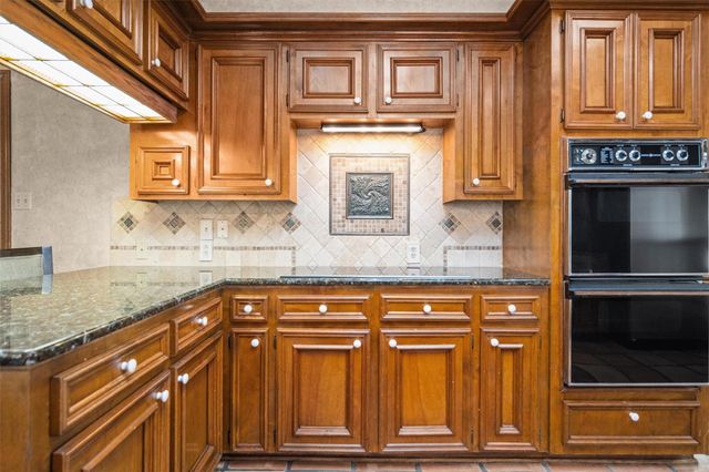 215 Enchanted Estates Drive, Crockett, TX 75835