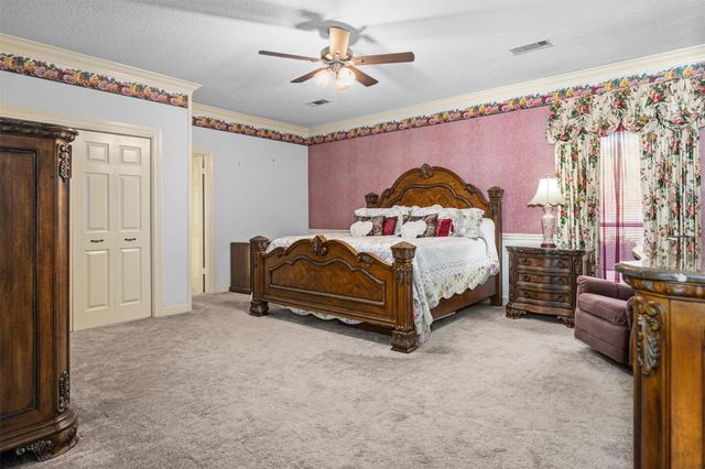 215 Enchanted Estates Drive, Crockett, TX 75835