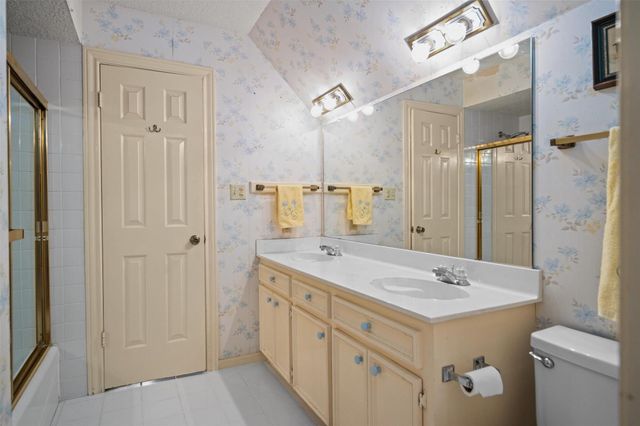 215 Enchanted Estates Drive, Crockett, TX 75835