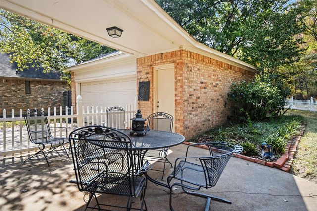 215 Enchanted Estates Drive, Crockett, TX 75835