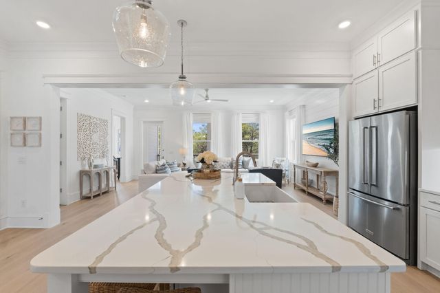 80 Seaboard Lane, Santa Rosa Beach, FL 32459