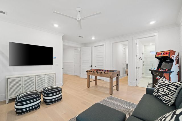 80 Seaboard Lane, Santa Rosa Beach, FL 32459