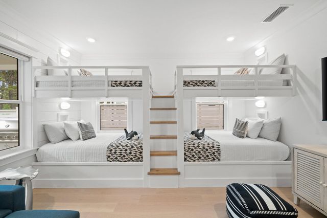 80 Seaboard Lane, Santa Rosa Beach, FL 32459