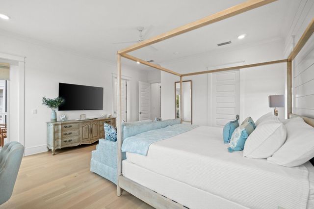 80 Seaboard Lane, Santa Rosa Beach, FL 32459