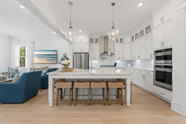 80 Seaboard Lane, Santa Rosa Beach, FL 32459