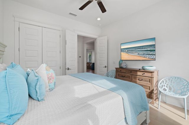 80 Seaboard Lane, Santa Rosa Beach, FL 32459