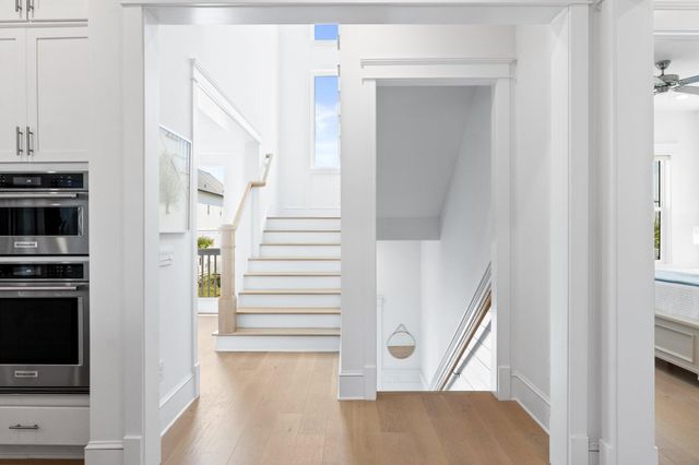 80 Seaboard Lane, Santa Rosa Beach, FL 32459