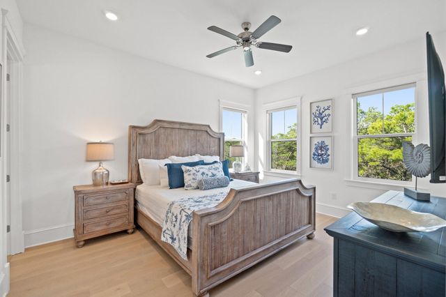 80 Seaboard Lane, Santa Rosa Beach, FL 32459