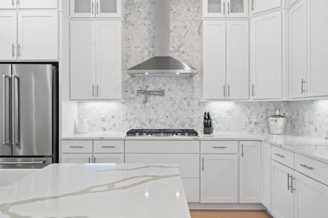 80 Seaboard Lane, Santa Rosa Beach, FL 32459