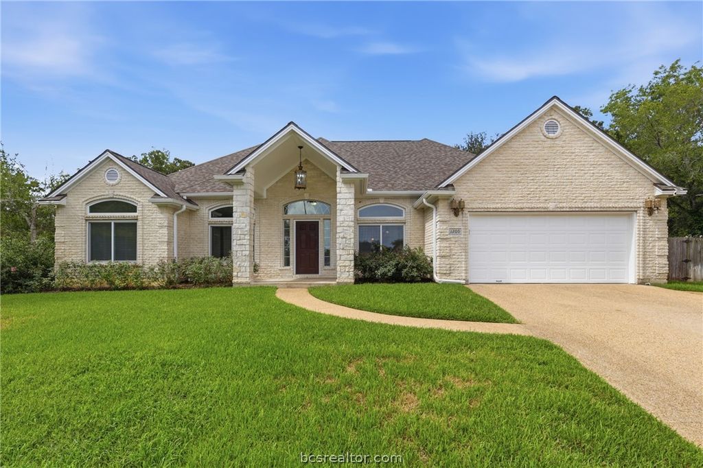 1200 Beacon Court, College Station, TX 77845 — exterior