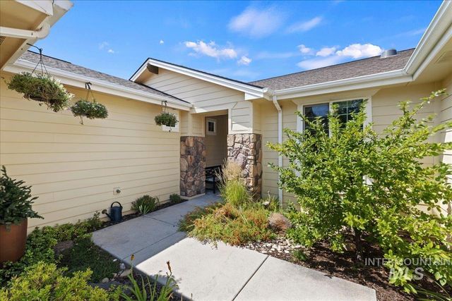 18597 N Goldenridge Place, Boise, ID 83714