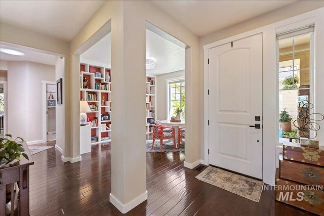18597 N Goldenridge Place, Boise, ID 83714