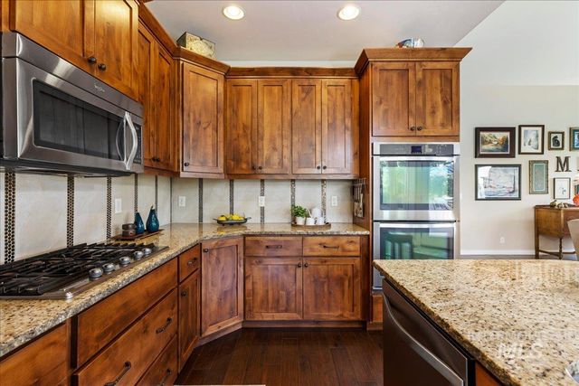 18597 N Goldenridge Place, Boise, ID 83714