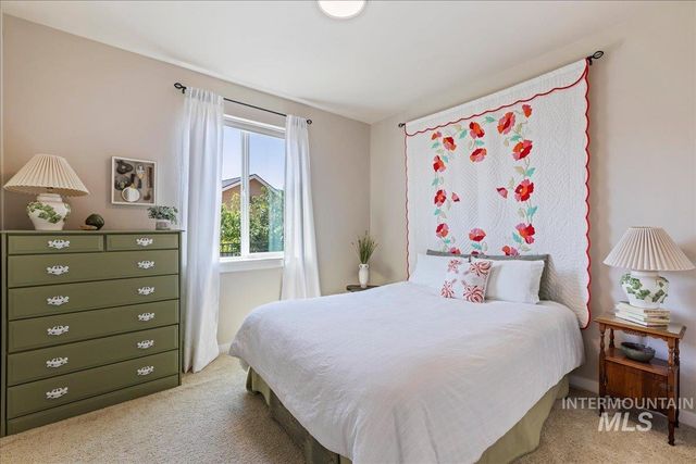 18597 N Goldenridge Place, Boise, ID 83714