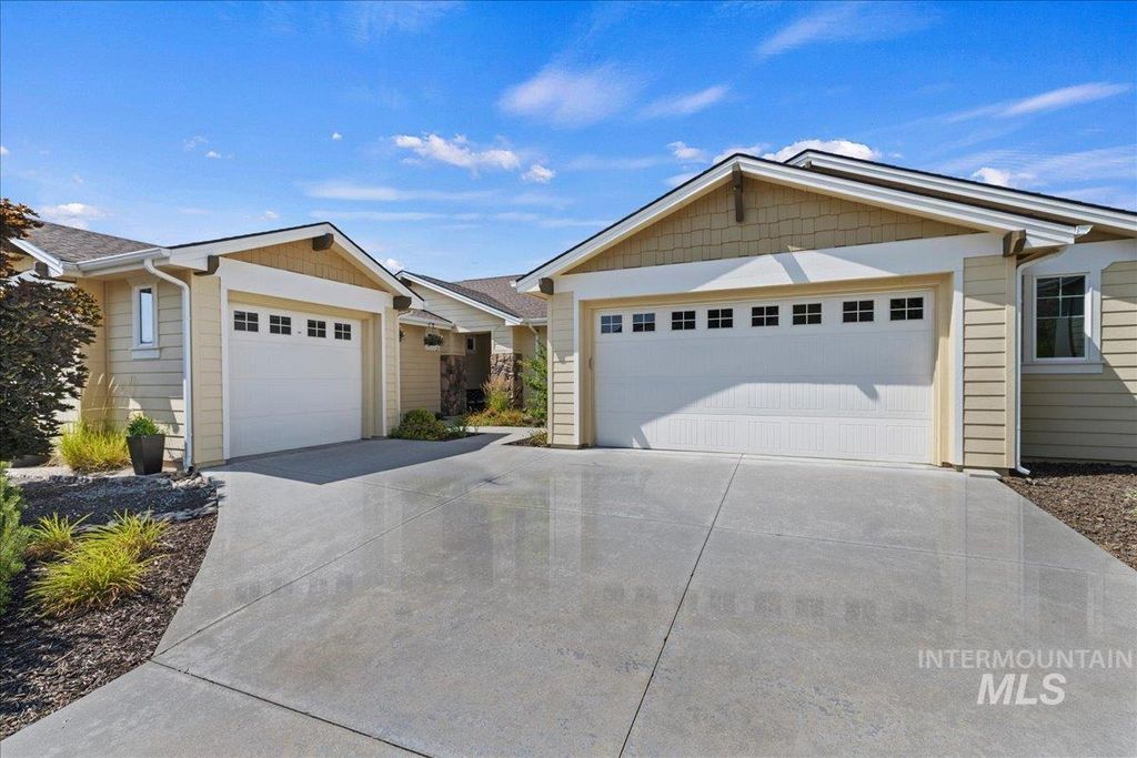 18597 N Goldenridge Place, Boise, ID 83714 photo 3