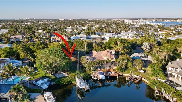 442 18th AVE S, Naples, FL 34102