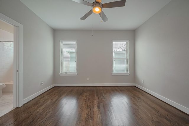 5837 E Post Oak Lane, Houston, TX 77055