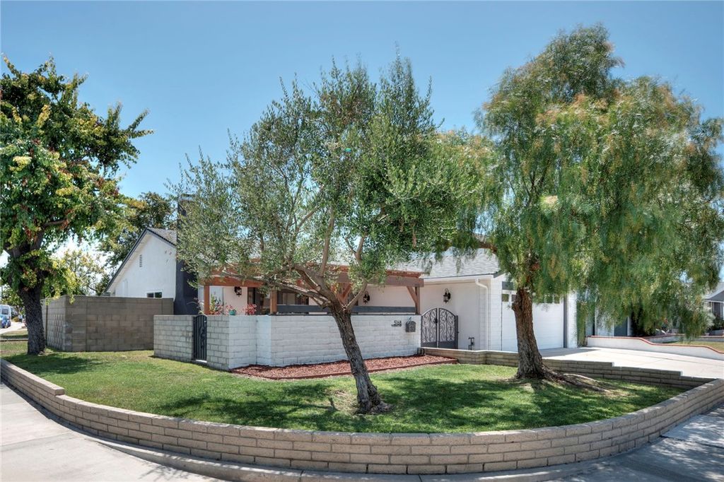 5168 Elderhall, Lakewood, CA 90712