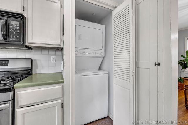 2711 E 14th Street, Tulsa, OK 74104