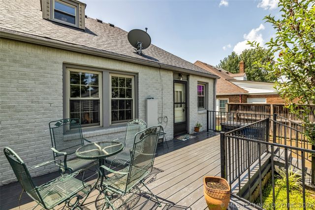 2711 E 14th Street, Tulsa, OK 74104