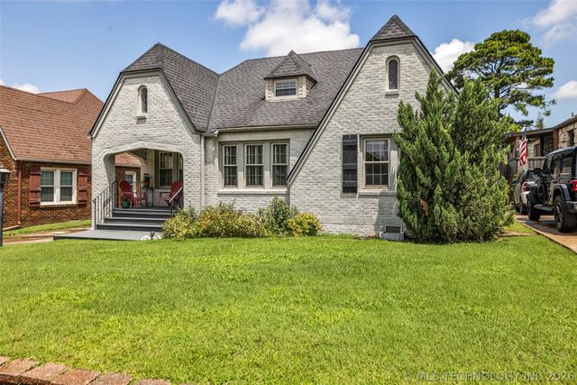 2711 E 14th Street, Tulsa, OK 74104