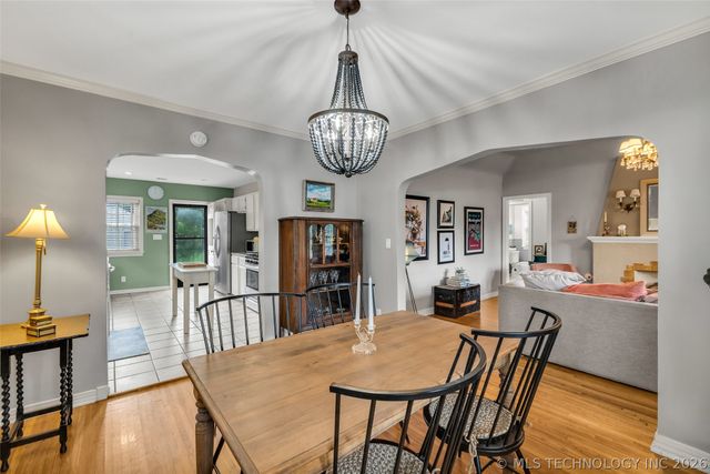 2711 E 14th Street, Tulsa, OK 74104