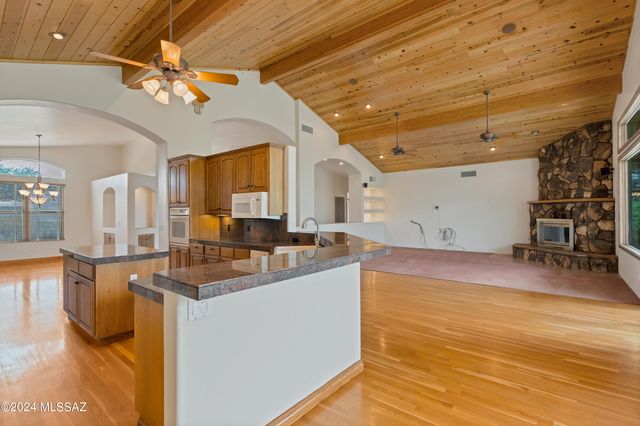 4001 N Harrison Road, Tucson, AZ 85749