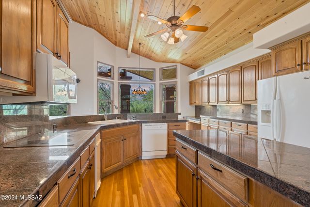 4001 N Harrison Road, Tucson, AZ 85749