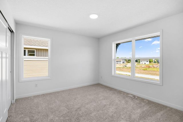2493 Rock Elm Road, Shakopee, MN 55379