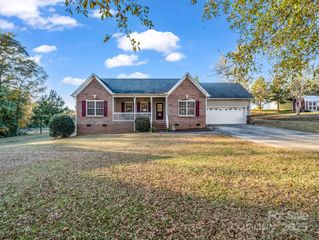 1620 McFarland Drive, Shelby, NC 28152